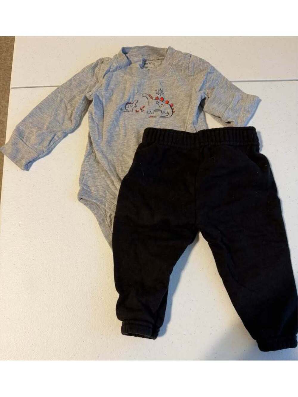 Carter's and Garanimals 9M Baby Outfit
